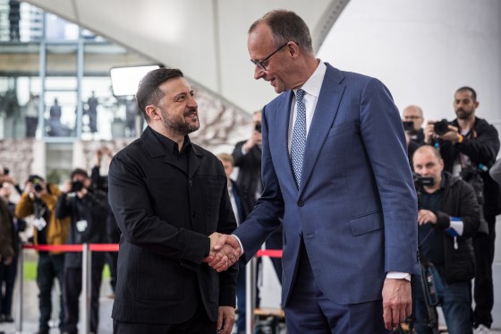 Germany urges the E.U. to offer Ukraine ‘associate membership’ and boost talks with Russia Germany urges the E.U. to offer Ukraine ‘associate membership’ and boost talks with Russia